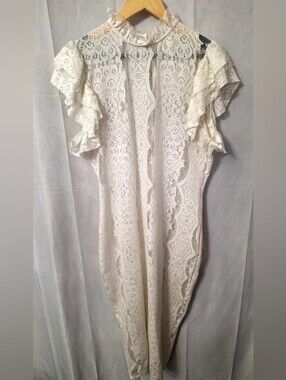 Ivory Lace Ruffle Sleeve Dress